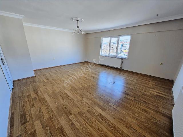 Zenith Real Estate Toygar Mah. Net 100 M2 2+1 Satılık Daire