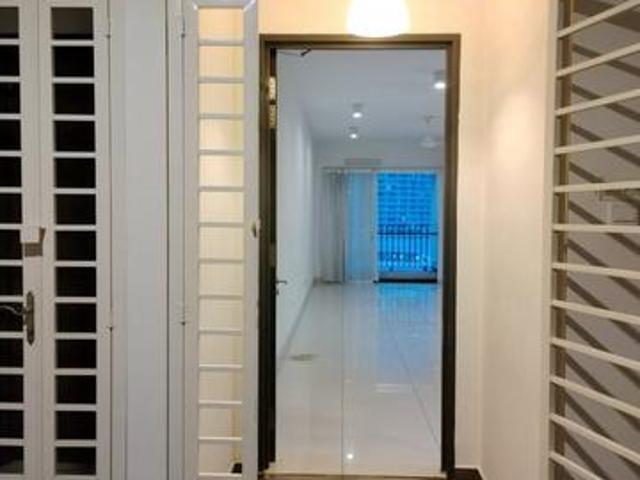 Zenith Residences Unit 990sqft for Sale