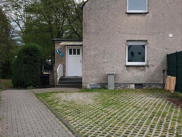 Zechenhaushälfte Provisionsfrei in Ge Hassel zu verkaufen