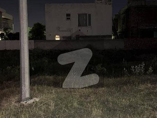 ZEEE Marketing & Builder Offers 1 Kanal Near to Lahore Allama Iqbal Int Airport In DHA phase 8 Available