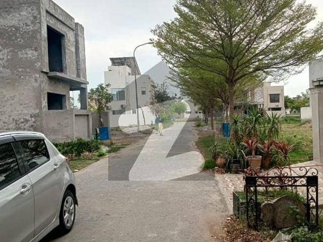 ZEEE Marketing Offers 1 Kanal Near to Golf Club in The Biggest Phase of DHA Phase 9 Prism C Block On Ground Clear Available