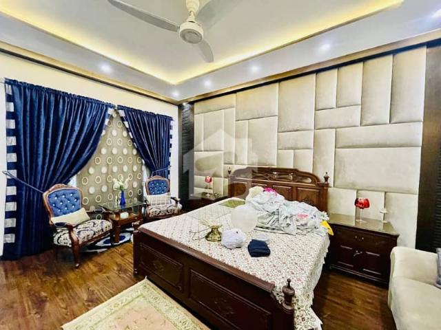 ZEEE Marketing Offers 1 Kanal On Main 150 Road Avenue 11 Ever Best location Hearth of DHA Phase 7 X Block Available