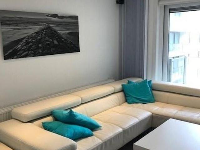 Zeer mooi ingericht recent appartement gelegen in de hoofdst