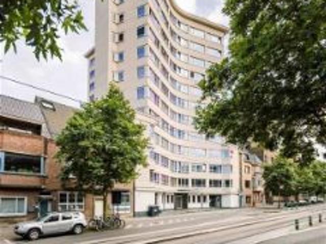 Zeer goed gelegen ondergrondse staanplaats in centrum Gent