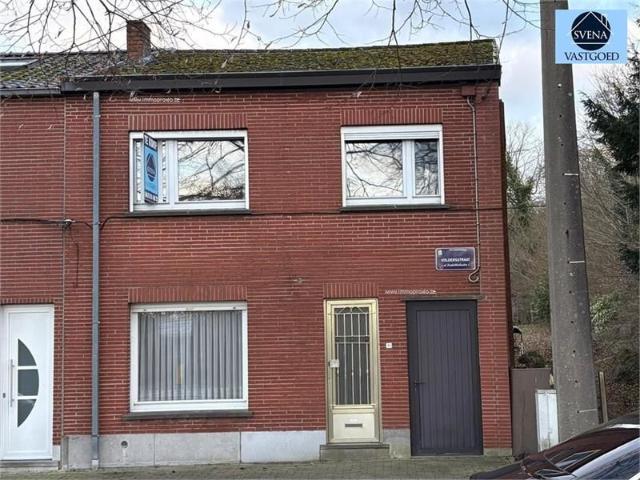 ZEER LEUKE HOB NABIJ CENTRUM GERAARDSBERGEN MET 3 KAMERS EN TUINTJE
