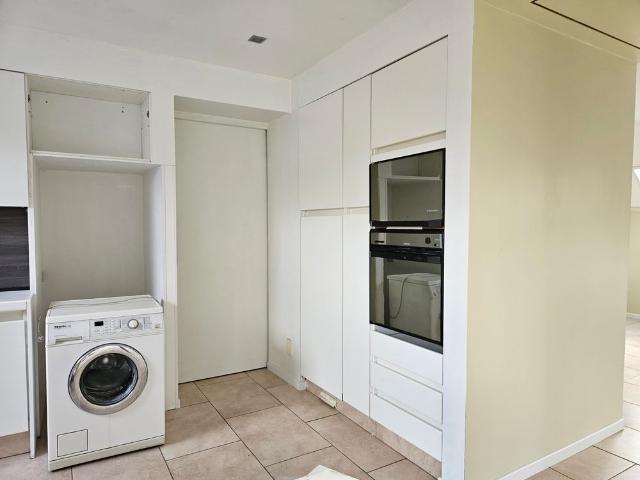 Zeer ruim appartement met 3 slaapkamers en terras