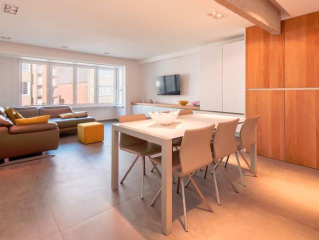 Zeer ruim en prachtig afgewerkt 3 slaapkamerappartement op