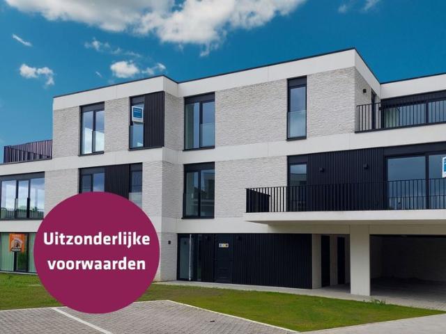 Zeer ruim, instapklaar penthouse met 2 prachtige terrassen