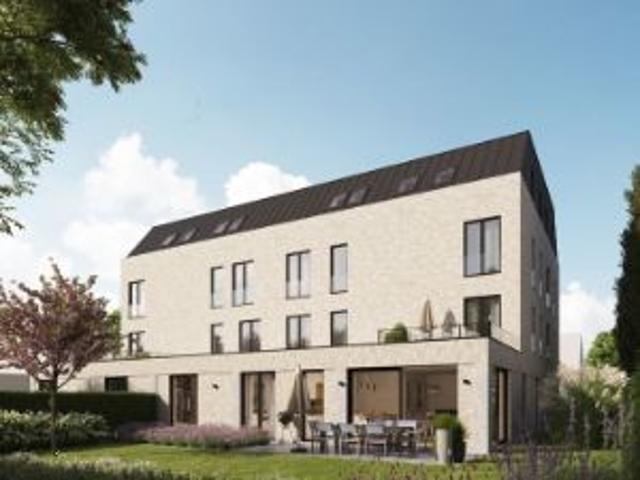 Zeer ruim woonappartement op de gelijkvloerse verdieping