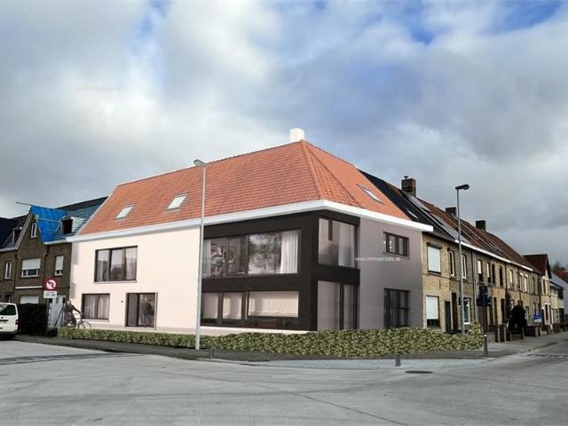 ZEER RUIME HOEKWONING MOGELIJKHEID OPSPLITSEN 2 WONINGEN!