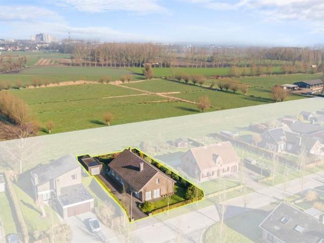 Zeer ruime villa met open zicht op de velden