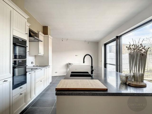 Zeer ruime woning voorzien van ALLE LUXE te Damme, Moerkerk