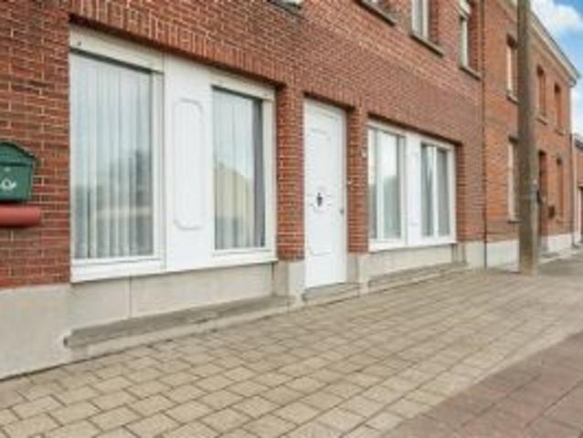 Zeer ruime woning op groot perceel