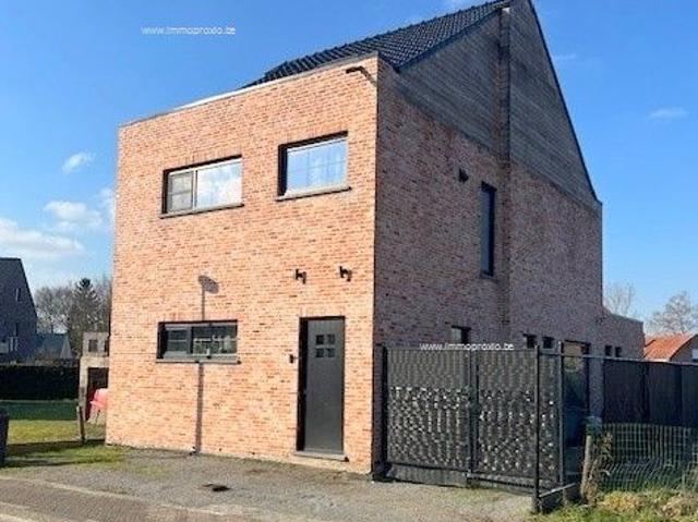 IN OPTIE ZEER RUSTIG GELEGEN TOFFE SCHITTERENDE NIEUWBOUW WONING VAN 2022 OP 400 m2