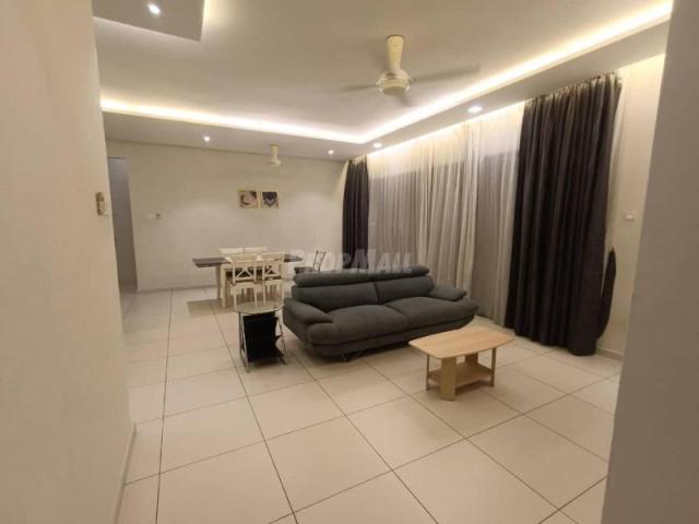 Zefer Hill Residence Bandar Puchong Jaya FULLY FURNISHED 2 CARPARK HIGH FLOOR