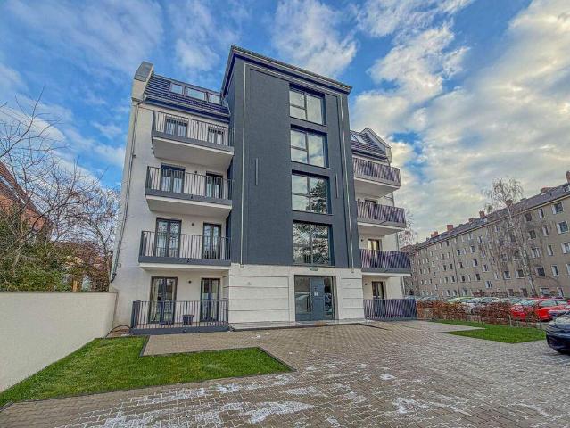 Zeitgemäßer Neubau in Berlin Spandau ideales Investment