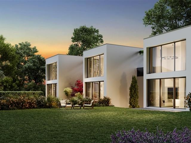 Zeitgenössische Villa mit Blick nach Südwesten – Sofortige Lieferung
