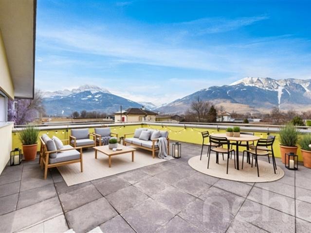 Zeitgenössische Villa mit Blick auf die Dents du Midi und einzigartigem Potenzial