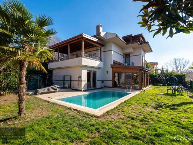 ZEKERİYAKÖY PARK VİLLALARINDA MÜSTAKİL HAVUZLU 5+2 SATILIK VİLLA