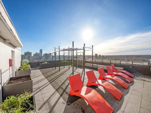 Zephyr Apartments 1 Bedroom Apartment for Rent at 1661 Davie St, Vancouver, BC V6G 1W1 West End