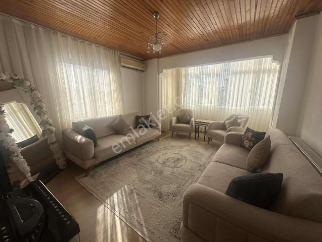 Zerek Petrol Yakını 2+1 100 M2 Doğalgazlı Satılık Daire