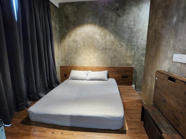 Zero deposit co living in berjaya time square