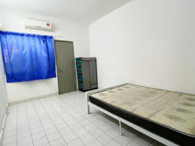 ZERO DEPOSIT APPLYSETIA ALAM QUEENBED MASTER ROOM FOR RENT ✨NEAR TO SETIA CITY MALL, TOP GLOVE, SUNSURIA FORUM