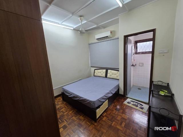 ZERO DEPOSIT + FREE 1 MONTH Limited Room Available Near LRT Kelana Jaya Walking