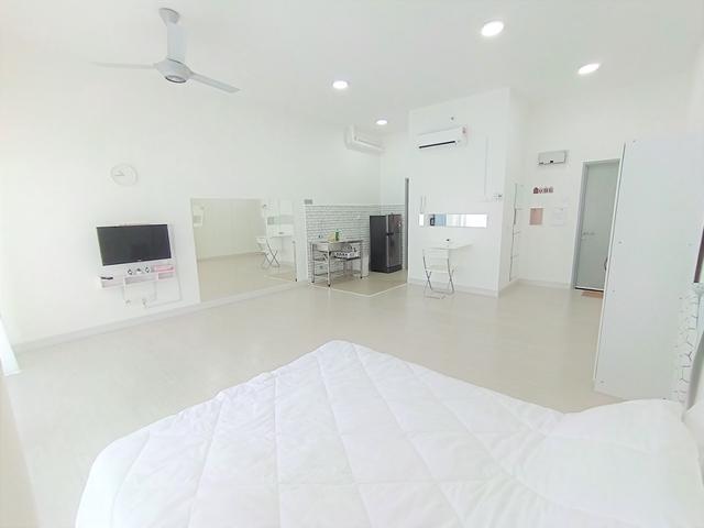 ZERO DEPOSIT FULLY FURNISHED Trio Permai Taman Equine Seri Kembangan