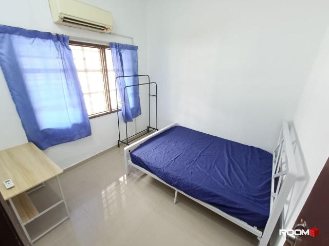 [Zero Deposit]❗️HOME FEEL UNIT ❗️ Middle Room for rent at Subang Jaya! ️