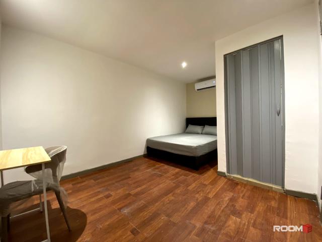 Zero Deposit Master room for rent very near to MRT Kepong Baru Station with private bathroom
