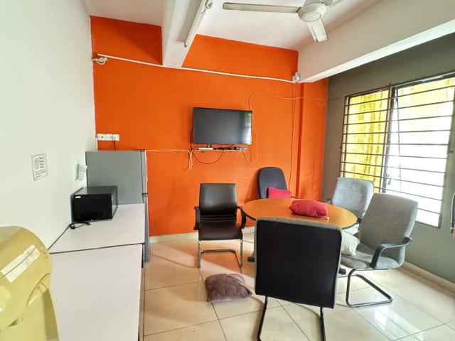 Zero Deposit Master Room Near Berjaya Times Square Newly Renovated