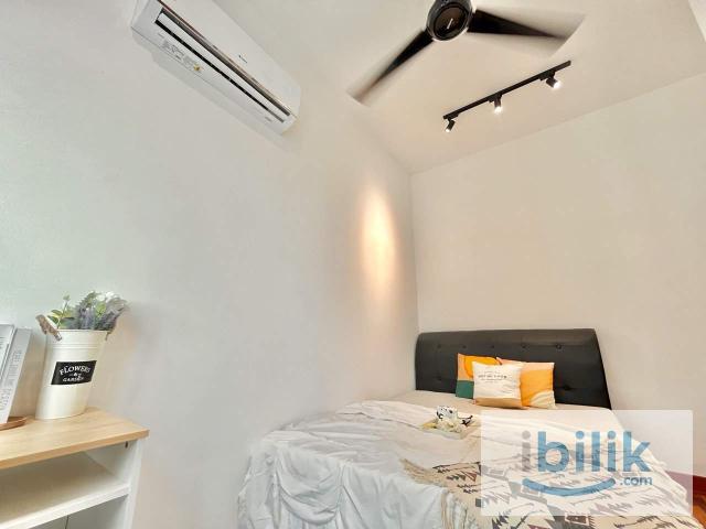 Zero Deposit Medium Room for rent at Pacific Star