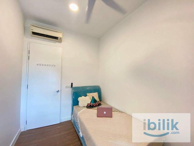 Zero Deposit Medium Room for rent at The Legacy OUG