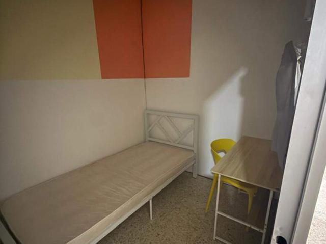 ZERO DEPOSIT small room female unit walking distance to MRT tmn mutiara