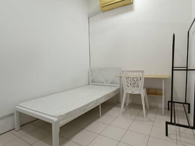 Zero Deposit Single room For Rent In Setia Impian
