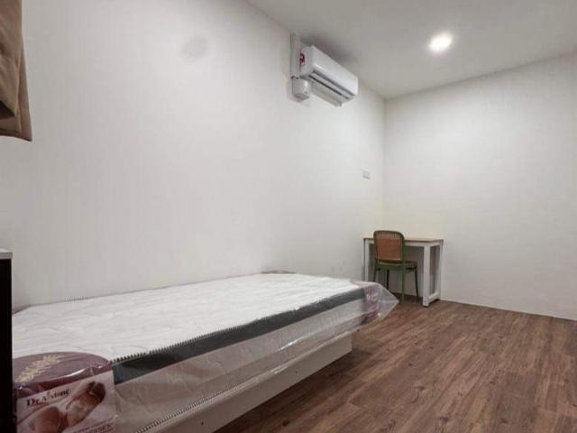 ［Zero Deposit ] Subang Permai Single Room | Fully Furnished | Near LRT | Move in Immediately ✔