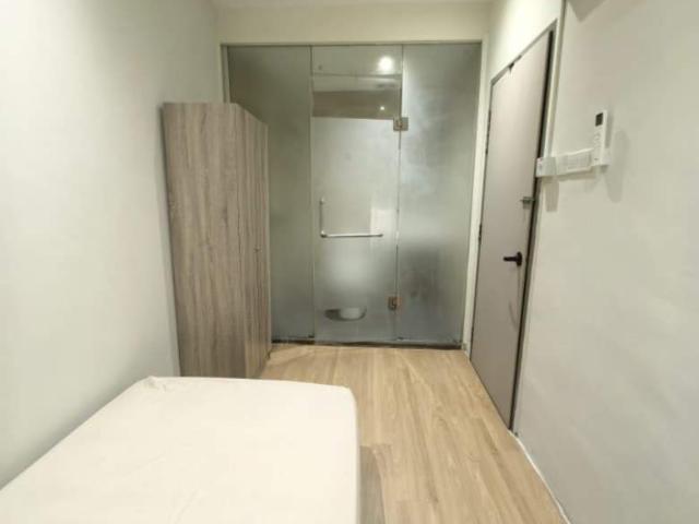 ［Zero Deposit ] Petaling Street Single Room | Fully Furnished | Near LRT | Wifi And Aircond Available
