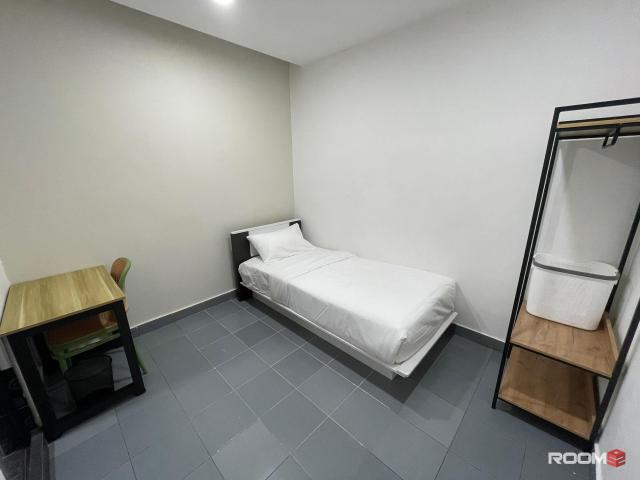 ZERO DEPOSIT ❗️ PRIVATE BATHROOM NEAR MRT SERDANG JAYA