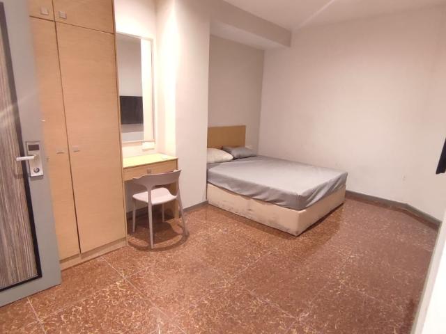Zero Deposit ️Private Room attached bathroom️ near MRT maluri
