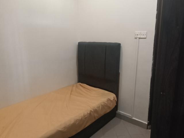 Zero Deposit! Private Room @ Jalan Pandan 5min to CIQ