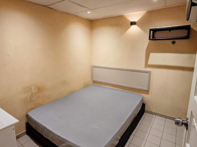 Zero Deposit RM300 booking fee‍♂️7 Min Walk to The Starling Mall | Room with Private Bathroom