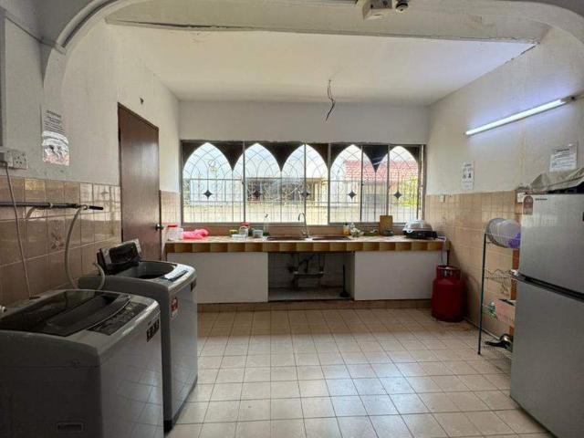 Zero Deposit Ready Move In Non Sharing Room with Private @ Uptown Damansara Utama