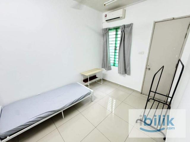 Zero DepositKlangBandar Botanic Fully Furnished Room Near Aeon Mall Bukit TinggiRestaurant & Convenience stores