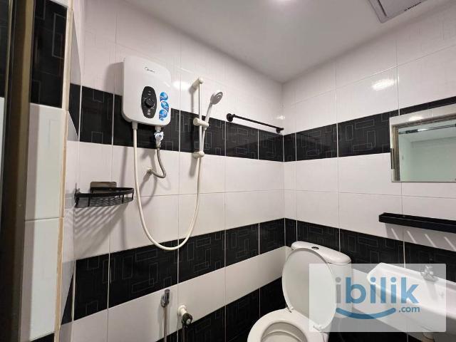 ZERO DEPOSITSeri Kembagaan Master Room Near LRT For Rent With Attached Bathroom, Move In Ready