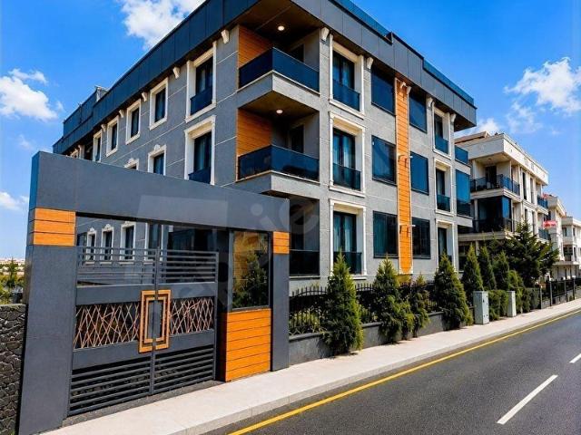 ZEROVA'DAN HAVUZLU BUTİK SİTE İÇERİSİNDE 2+1 DAİRE