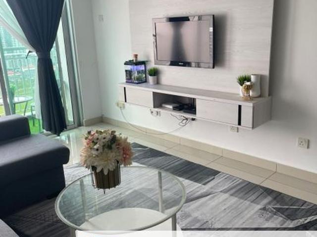 Zeta DeSkye Residence
