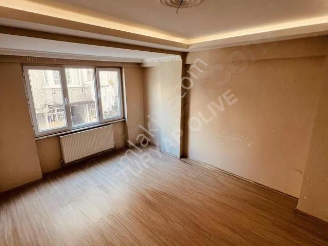 Zeytinburnu Turyap Olıve Satlık 1+1 10 Yıllık Daire