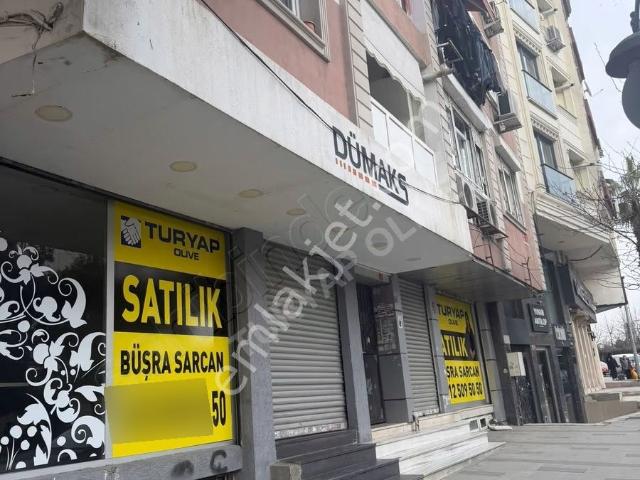 Zeytinburnu'nda 14m Cepheli, 265m² Prestijli Satılık Dükkan