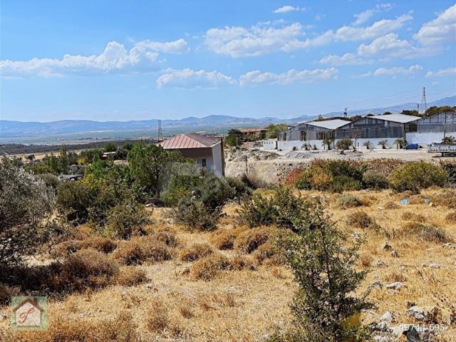 Zeytindağ'da satılık köşe başı imarlı kupon arsa
